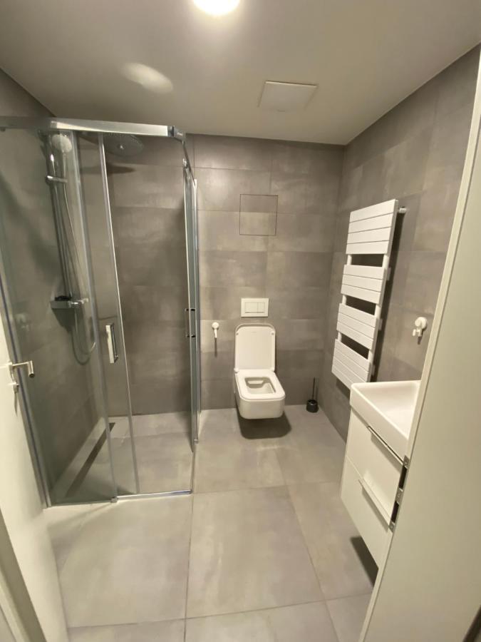 Wellness Apartman Pila ควิลดา ภายนอก รูปภาพ
