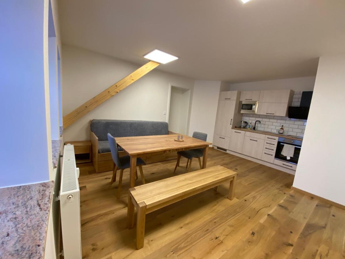 Wellness Apartman Pila ควิลดา ภายนอก รูปภาพ