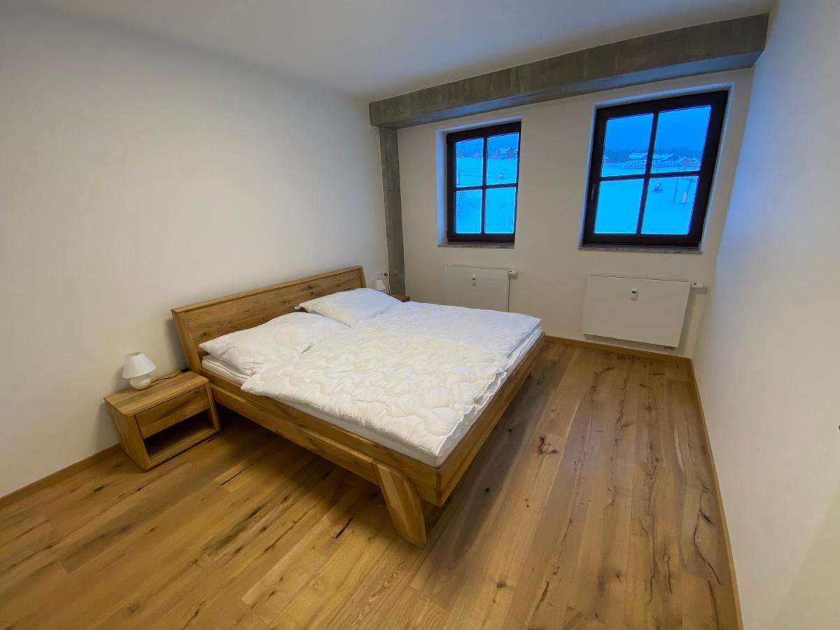 Wellness Apartman Pila ควิลดา ภายนอก รูปภาพ
