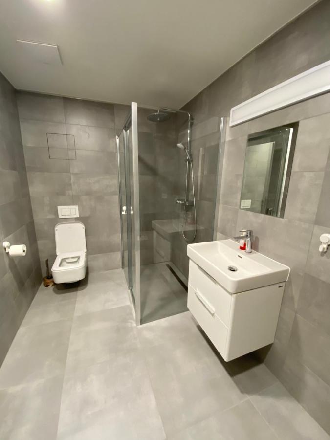 Wellness Apartman Pila ควิลดา ภายนอก รูปภาพ