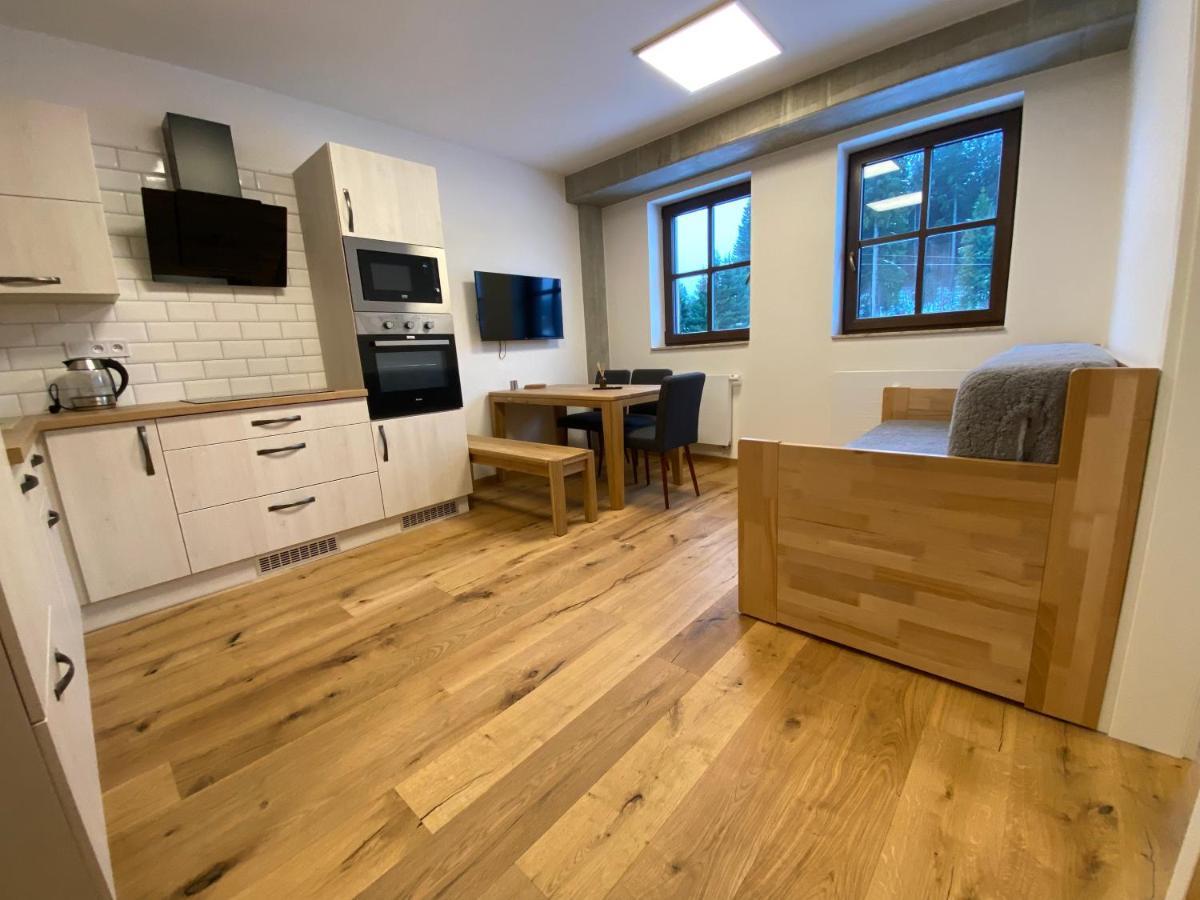 Wellness Apartman Pila ควิลดา ภายนอก รูปภาพ